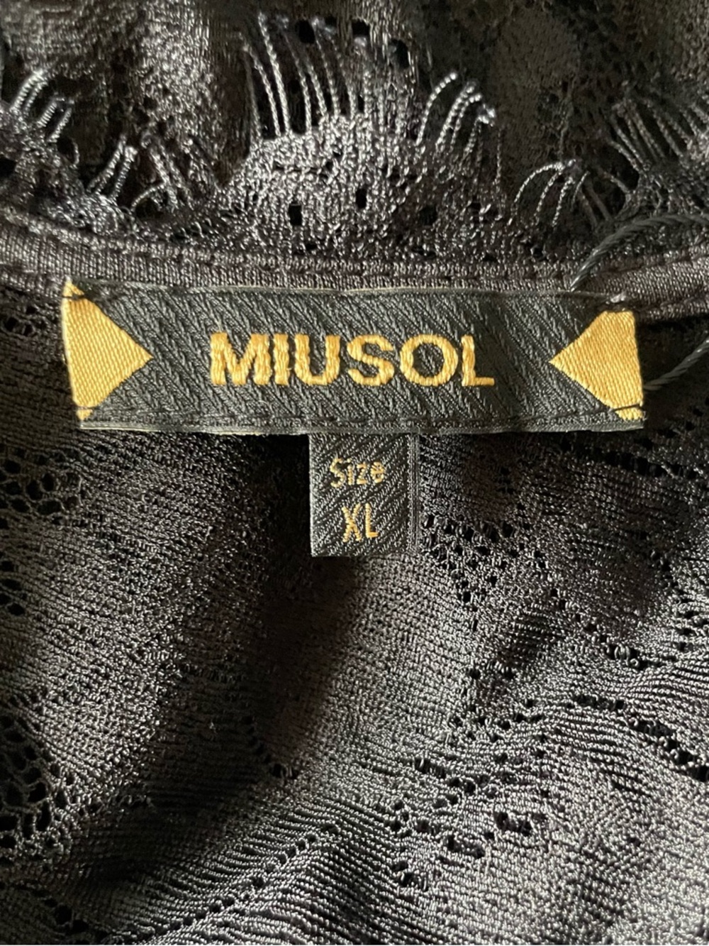 Miusol Black Lace Formal Evening Dress - Picture 14 of 16
